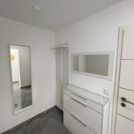 Appartamento Neubauwohnung Naehe Messe/flughafen *