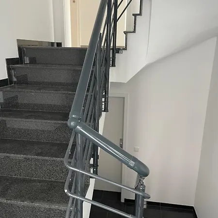 Neubauwohnung Naehe Messe/flughafen *
