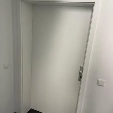 Neubauwohnung Naehe Messe/flughafen *