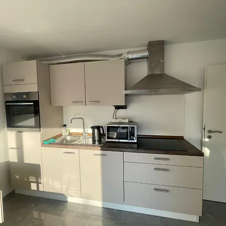 Neubauwohnung Naehe Messe/flughafen Düsseldorf
